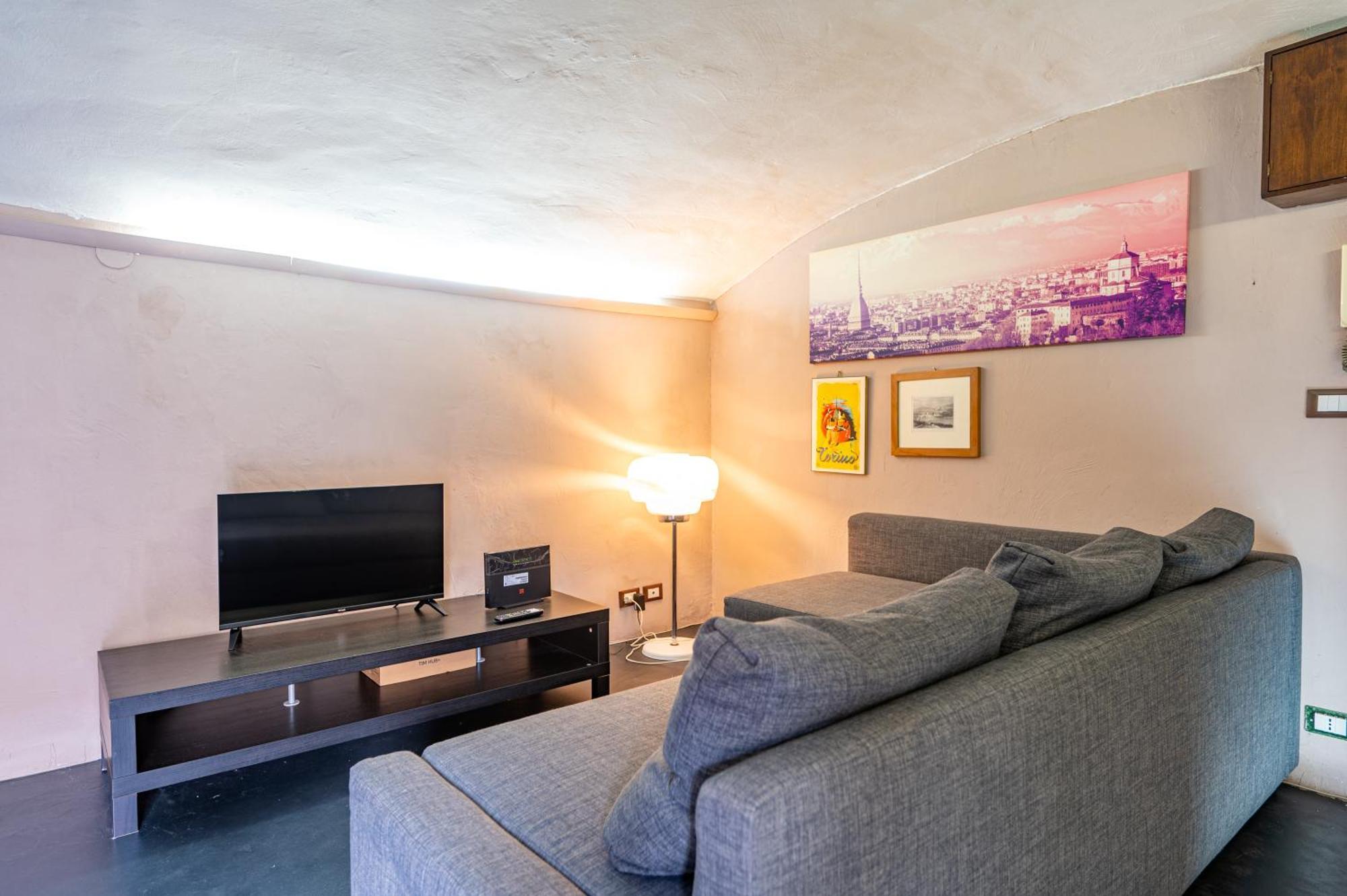 Loft Verga, Cuore E Stile In Centro A Torino Екстериор снимка